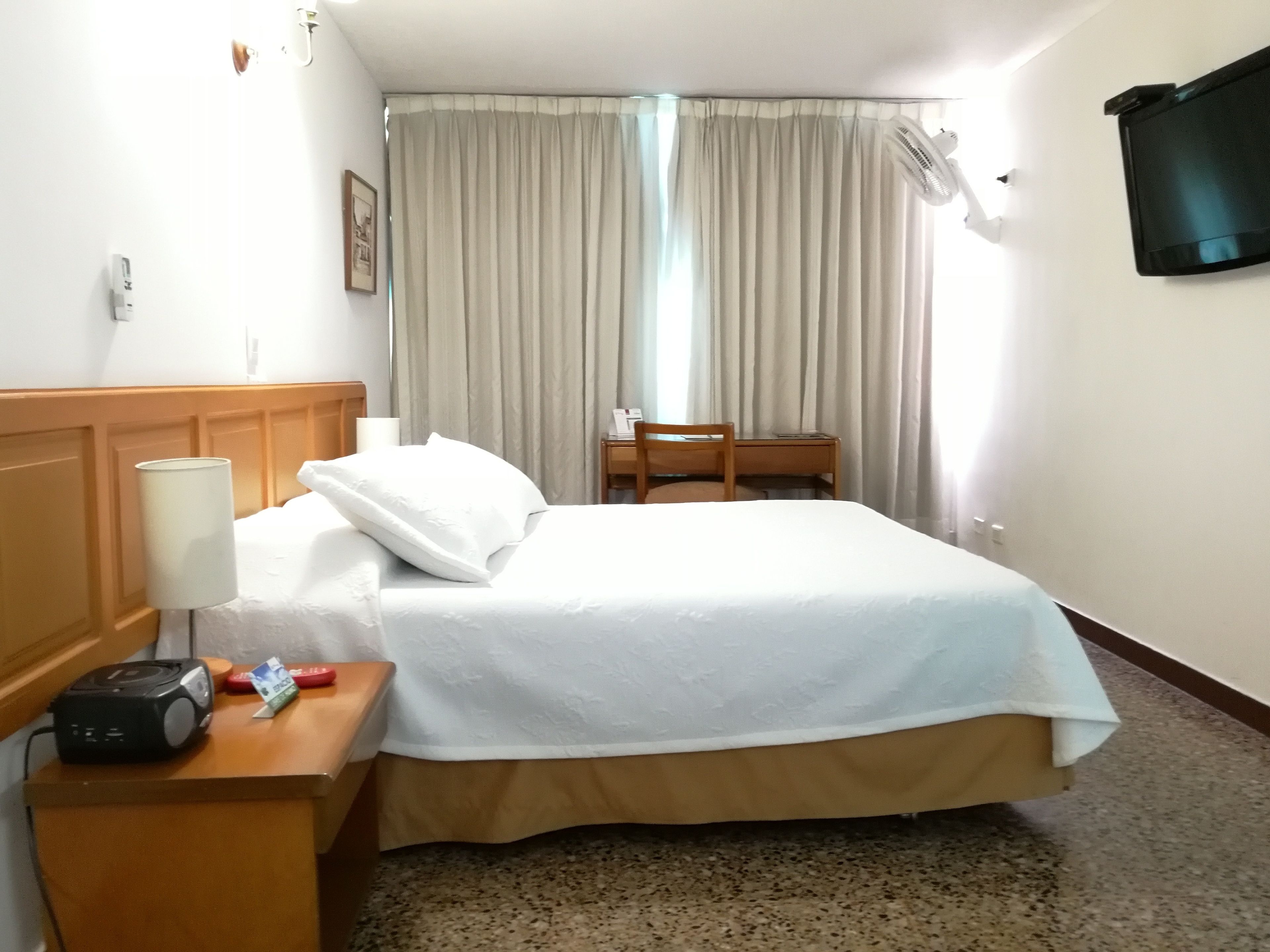 junior suite | premium bedding, minibar, in-room safe, soundproofing