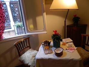 Chambre Double | Service d’étage - Restauration