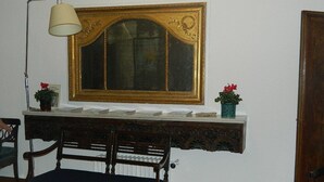 Lobby sitting area - Amadeus Bed and Breakfast (Venice)