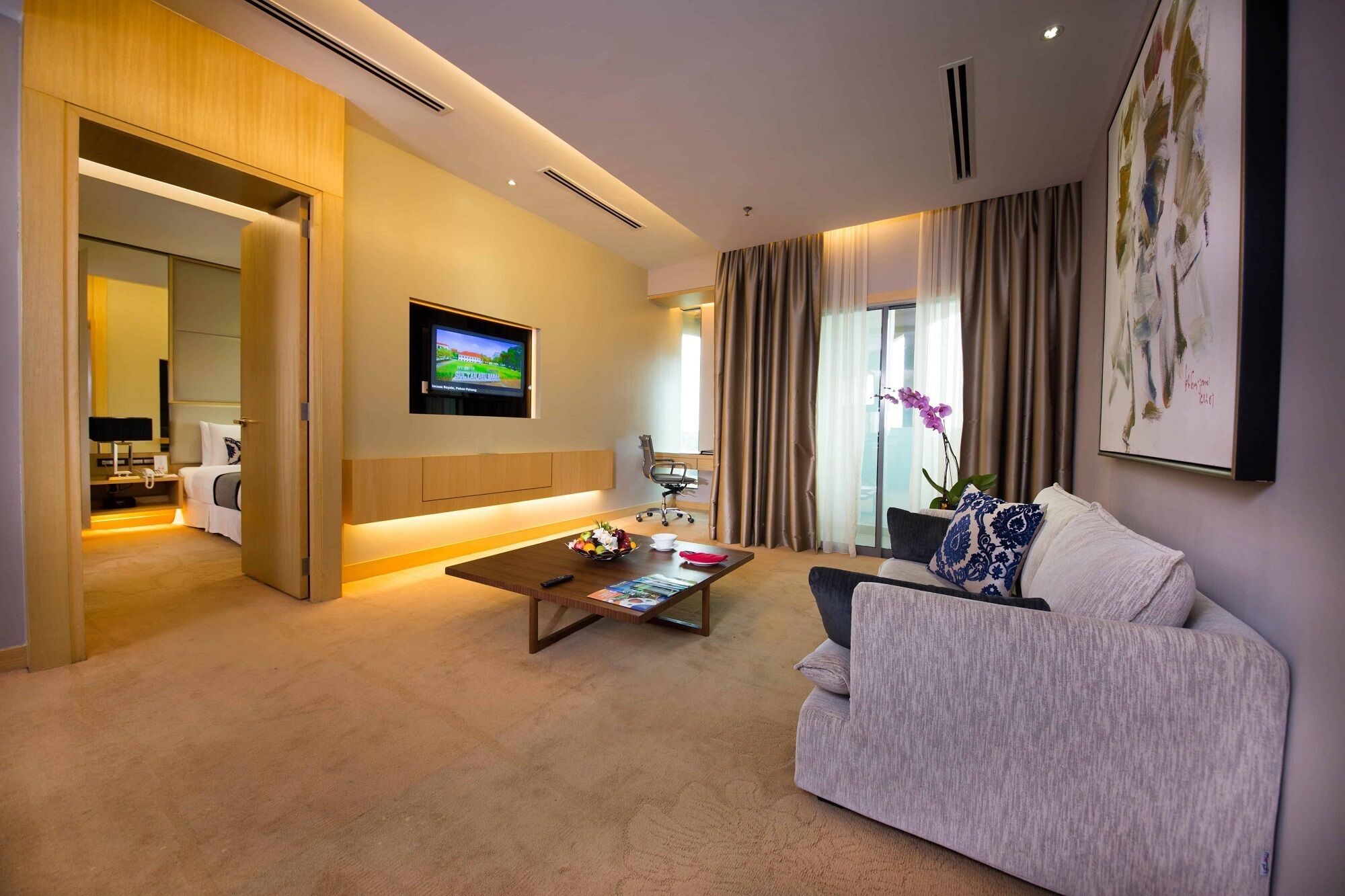 1 bedroom, minibar, in-room safe, desk