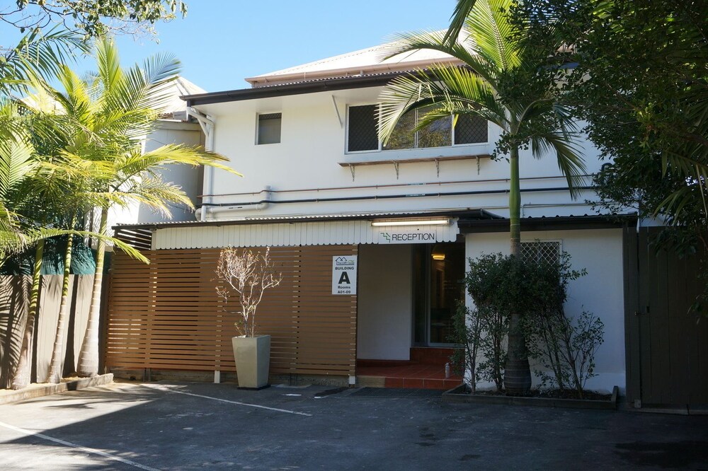 The Cliff House - Motel