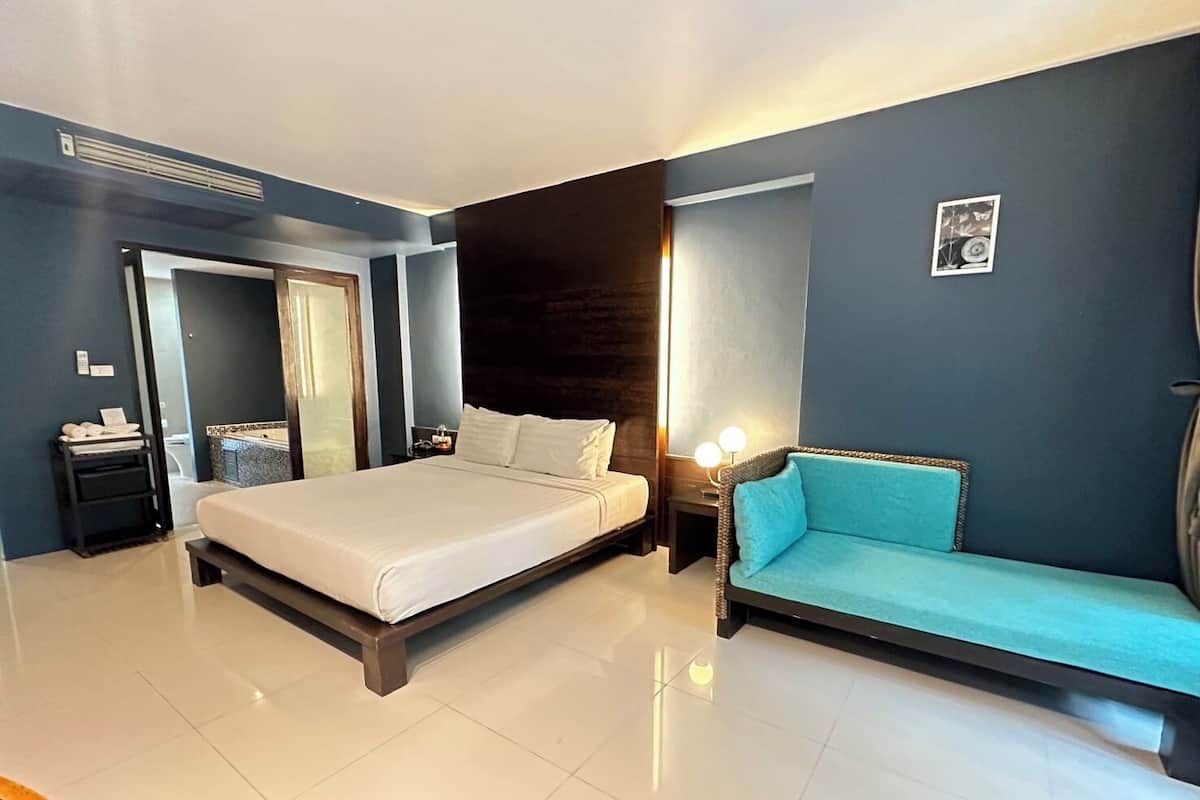 Deluxe Room, 1 Double Bed, Pool Access, Pool View | 1 bedroom, free minibar, desk, free WiFi