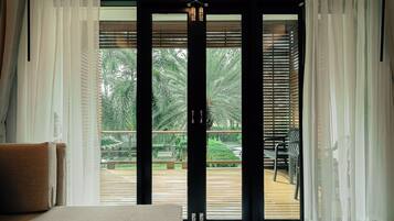 Deluxe balcony twin bed | Terassi/patio