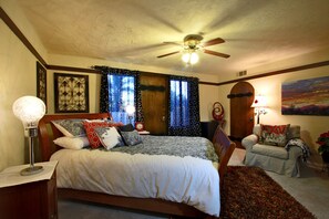 Deluxe Room, 1 Queen Bed (Merlot) | Individually decorated, individually furnished, desk, blackout drapes