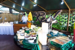 Tägliches inbegriffenes Frühstücksbuffet