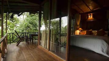 Tree House | Desk