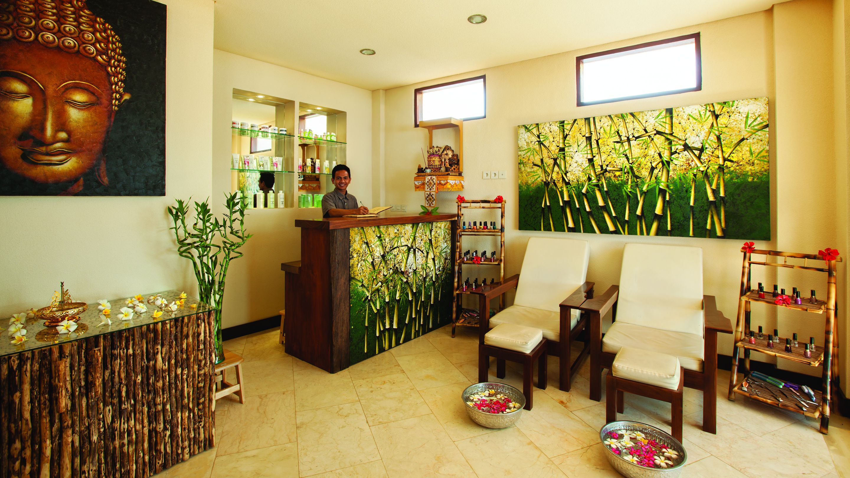 body treatments, aromatherapy, hot stone massages, body scrubs, facials