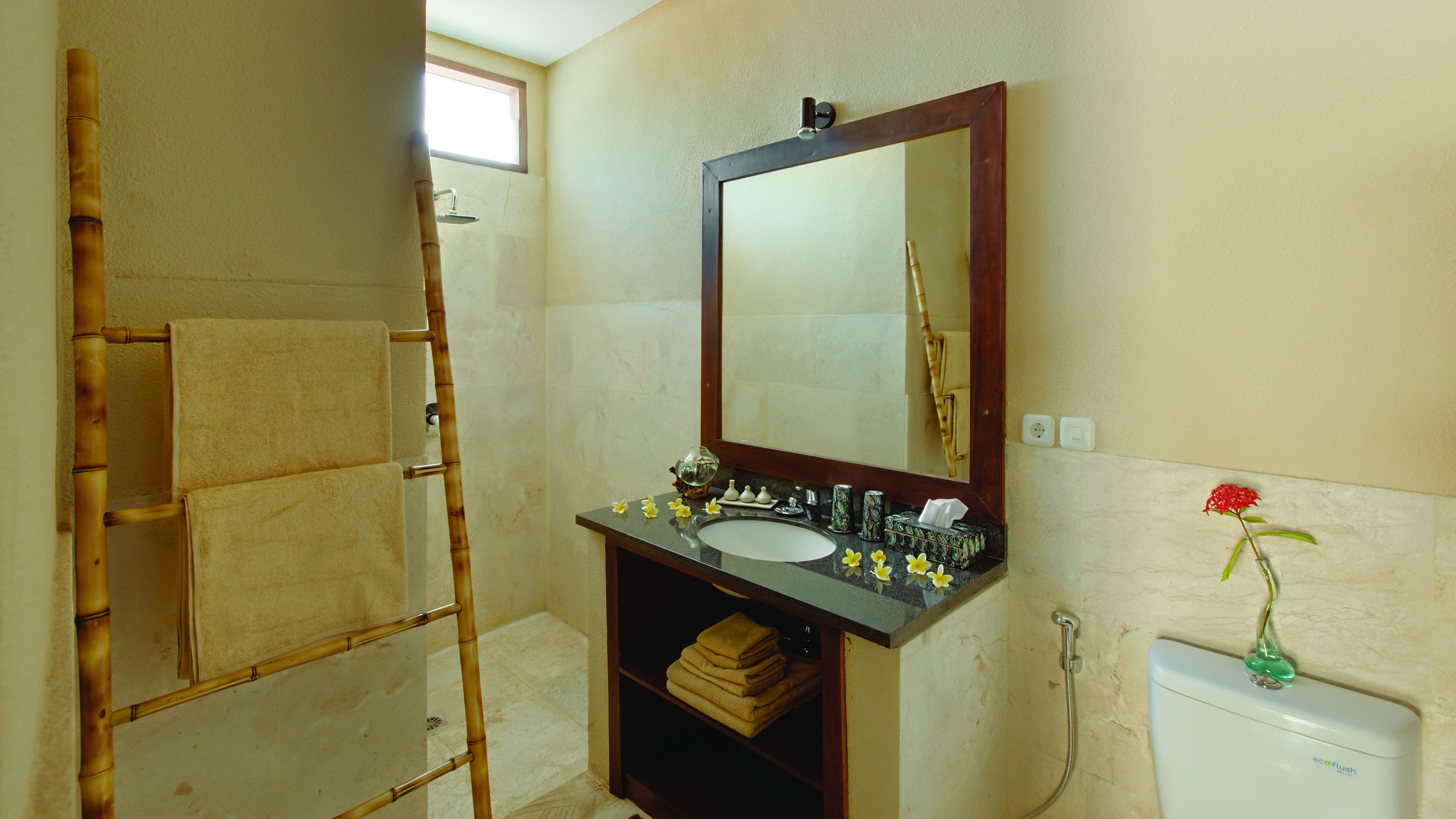 superior double room | bathroom sink