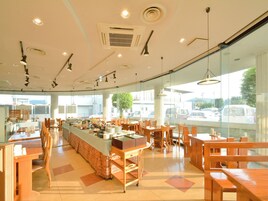 Daily buffet breakfast for a fee