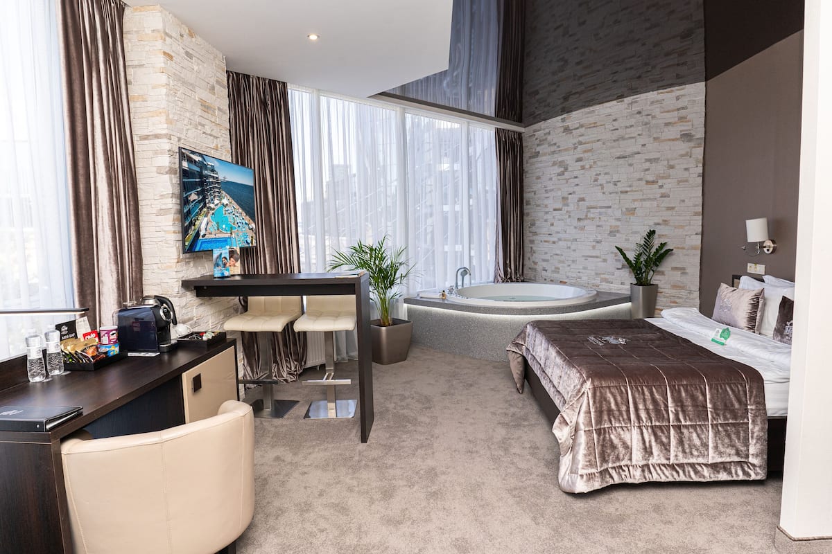 1 habitación, ropa de cama de alta calidad y minibar