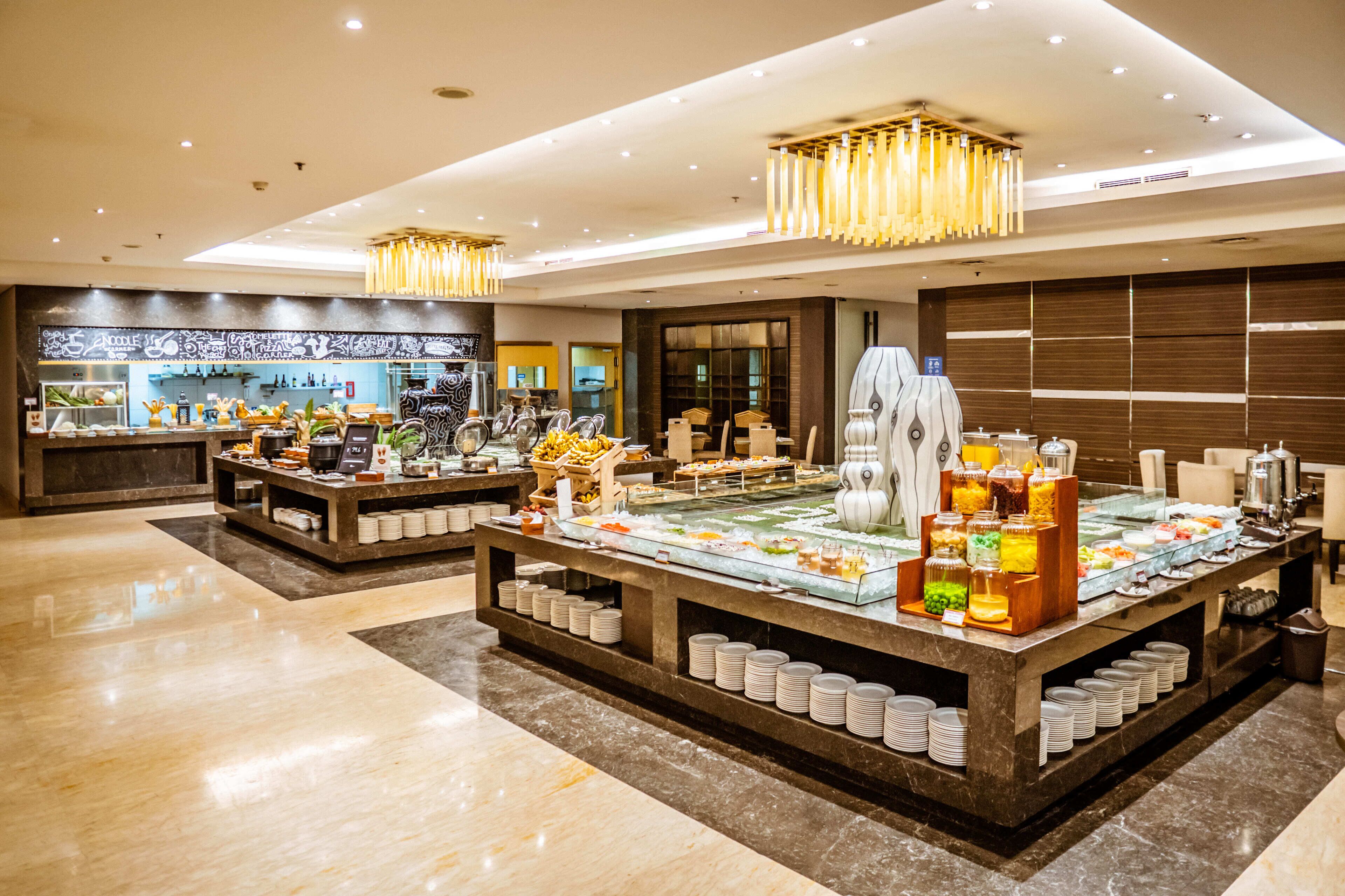 Daily buffet breakfast (IDR 200000 per person)