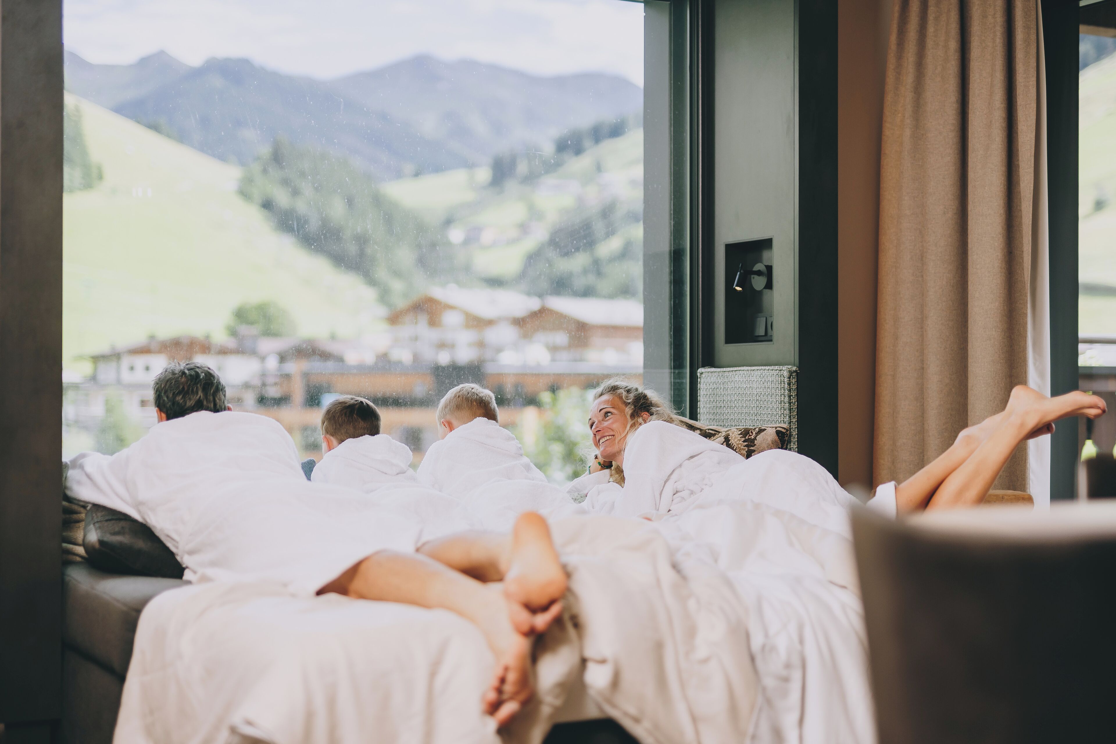 Ropa de cama hipoalergénica, caja fuerte, decoración individual