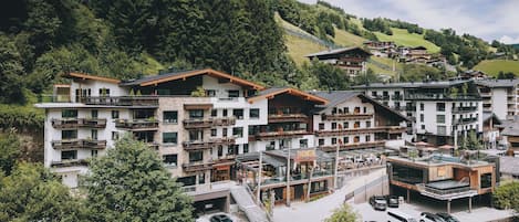 Fachada de la propiedad
