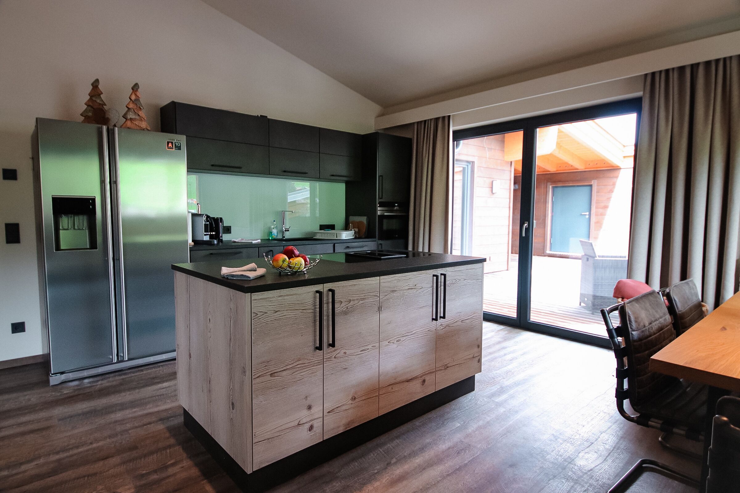 rooftop appartement mit sonnenterrasse | 1 bedroom, hypo-allergenic bedding, in-room safe, individually decorated