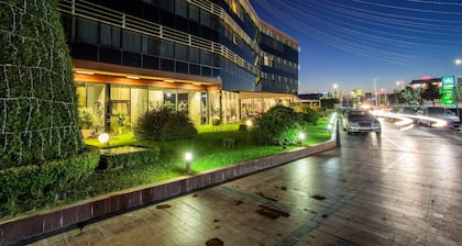 Best Western Premier Ark Hotel