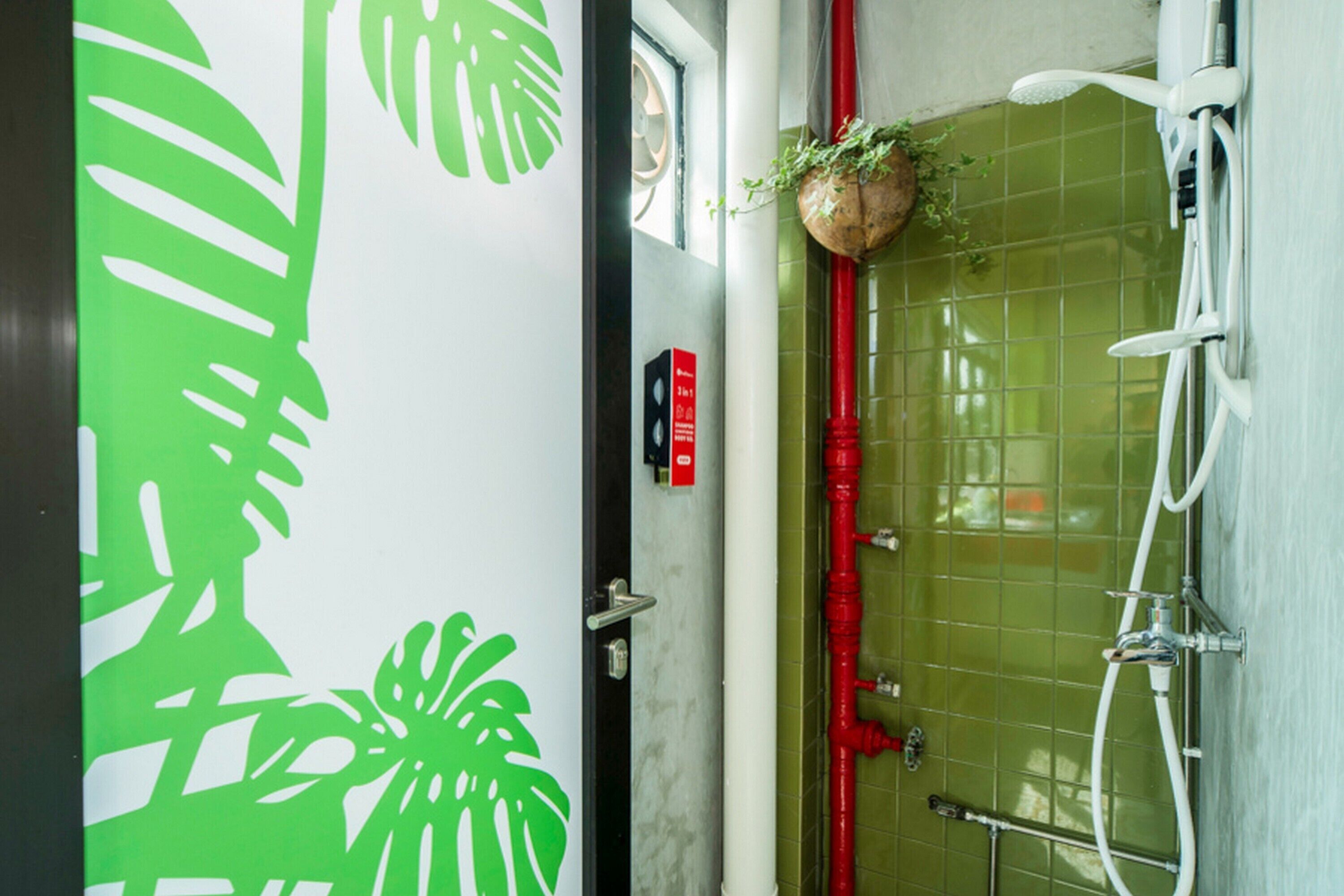 Bathroom shower