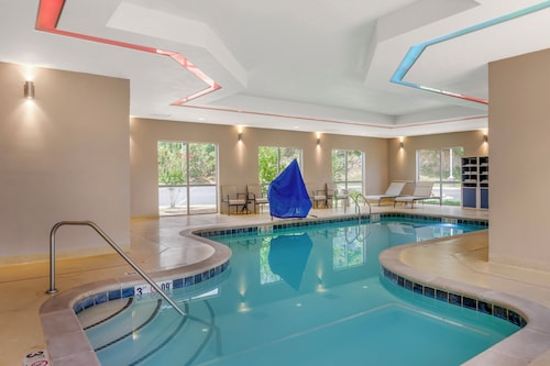 Holiday Inn Express & Suites Hot Springs by IHG
