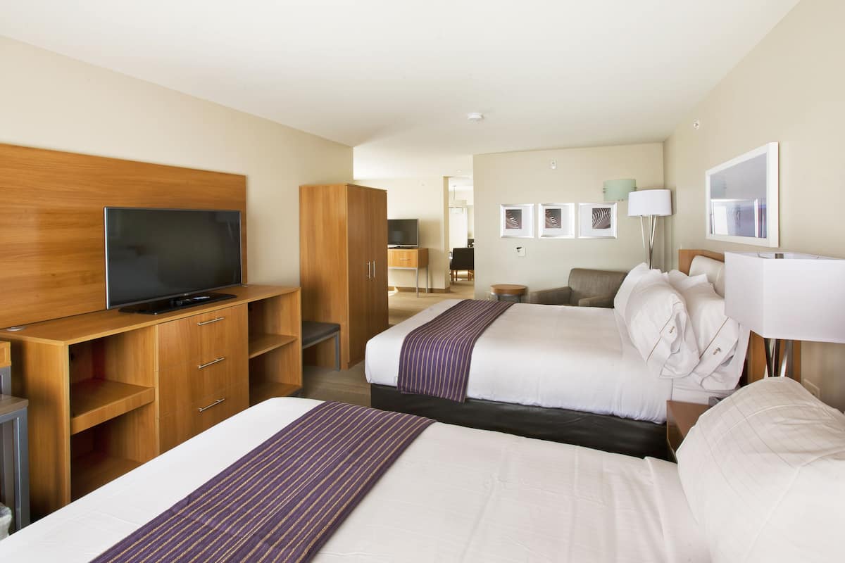 suite, 2 queen beds (extra floor space) | 1 bedroom, desk, blackout curtains, iron/ironing board