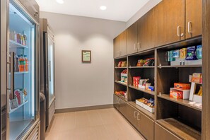 Snack bar