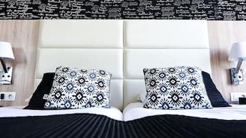 Huone | Yksilöllisesti sisustettu, työpöytä, pimennysverhot, äänieristys