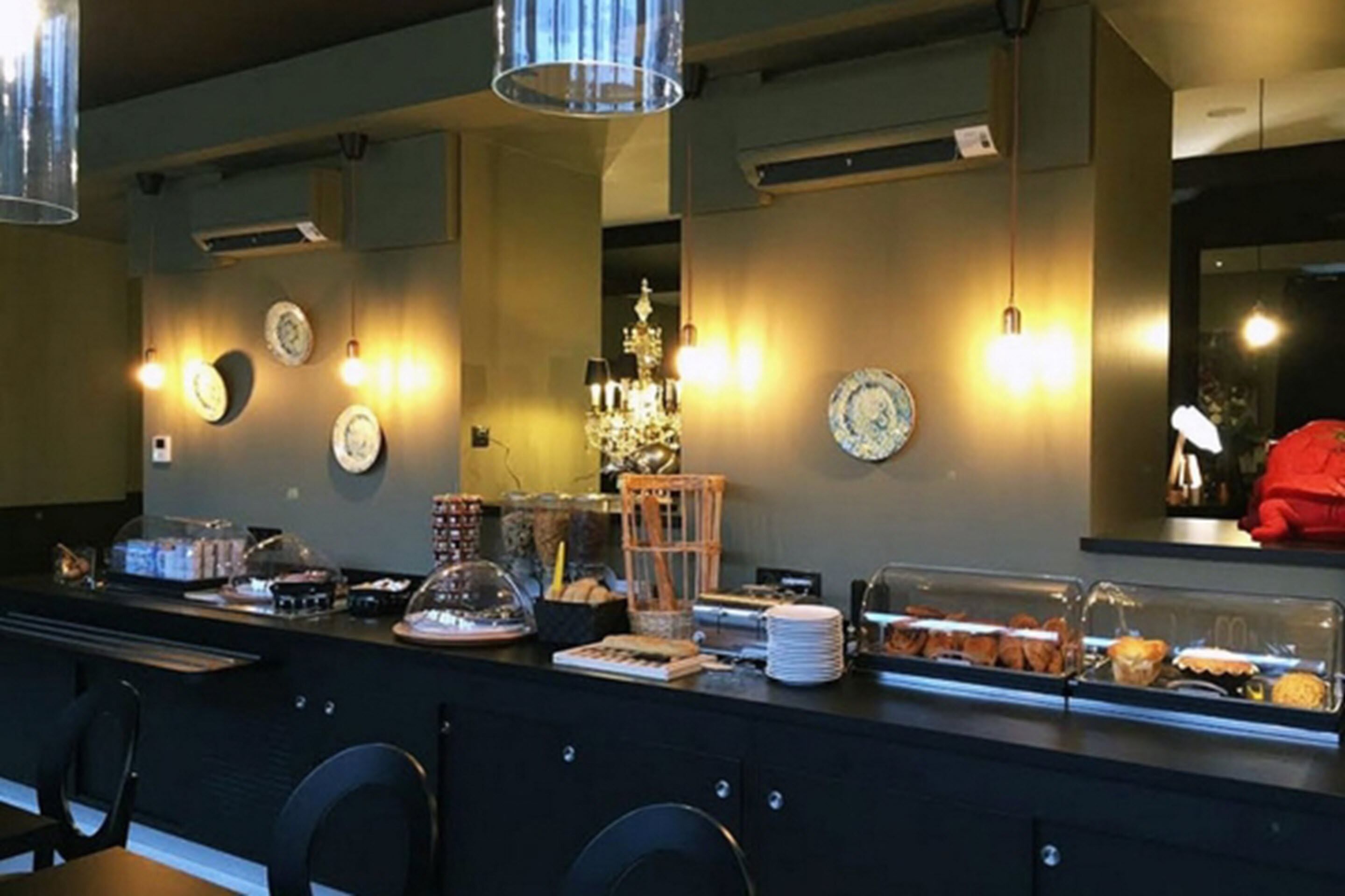 daily buffet breakfast (eur 13 per person)