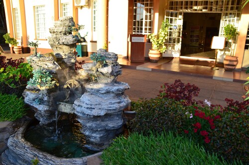 Riverside Hotel and Conference Centre