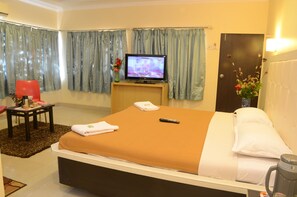 Room - Shanti Villa (Mahabaleshwar)