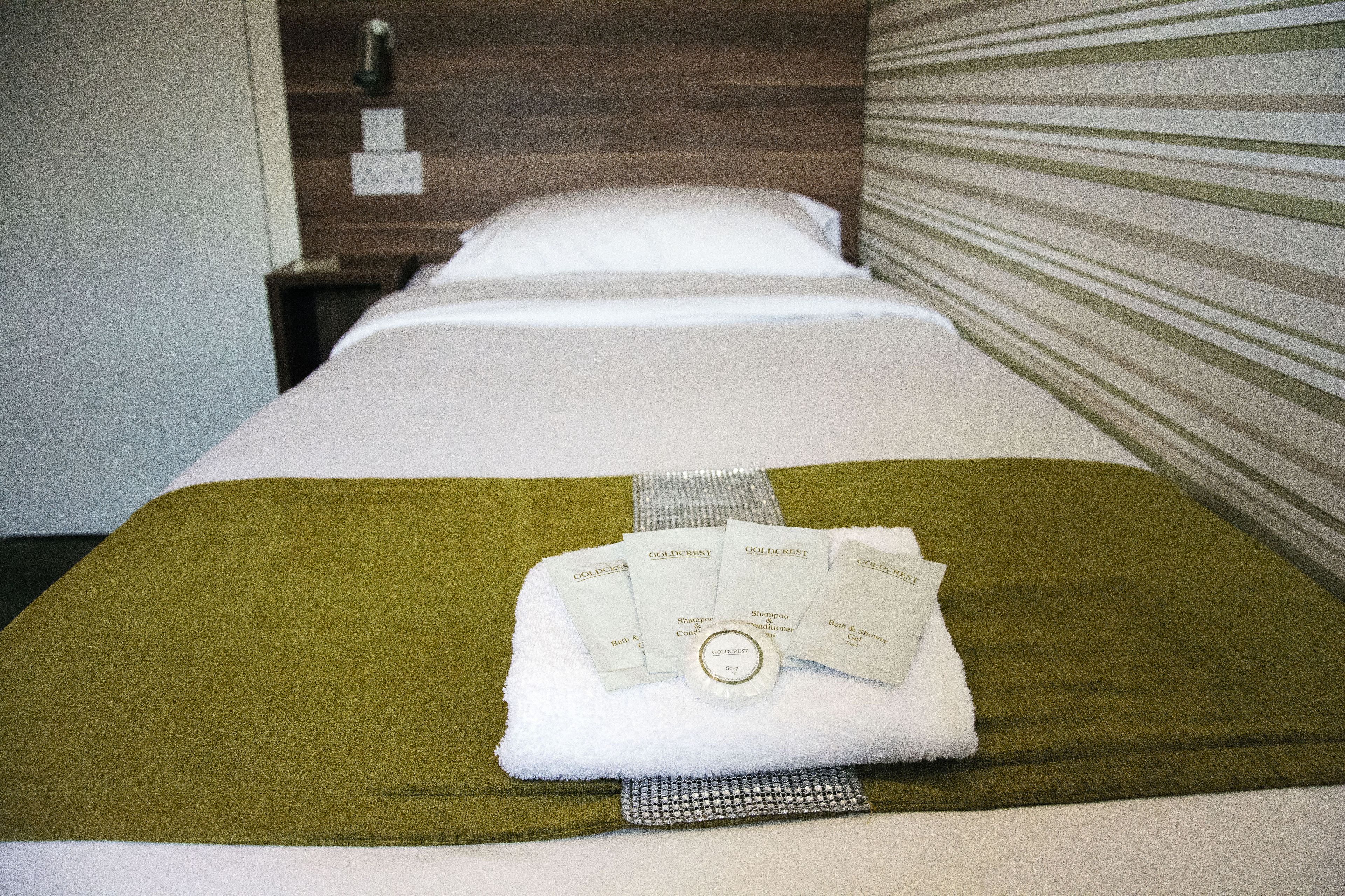 standard single room | desk, iron/ironing board, free wifi