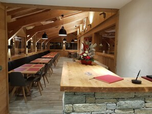 Frühstück und Abendessen, regionale Küche