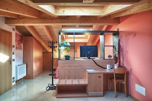 Room | Room amenity