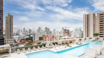 Outdoor pool, pool loungers