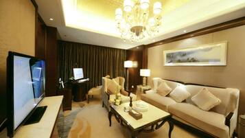 In-room safe, blackout drapes, iron/ironing board