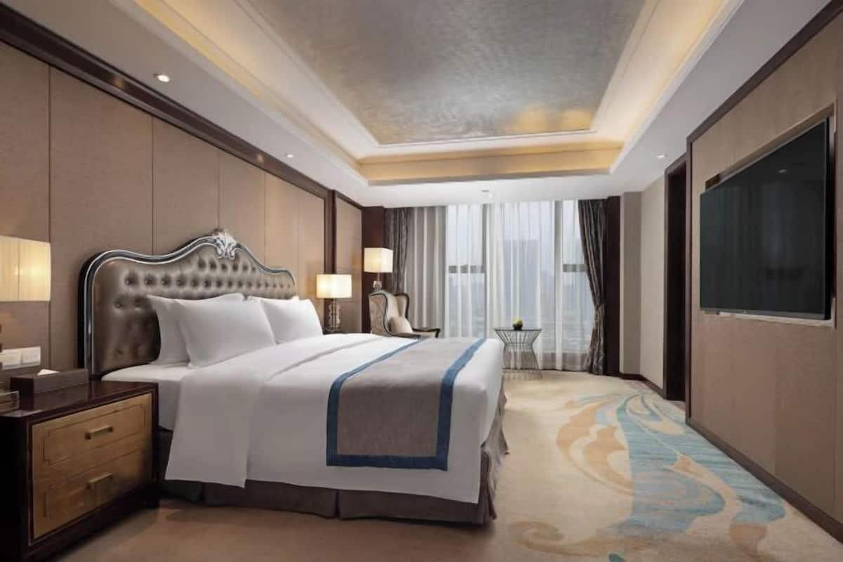 In-room safe, blackout curtains, iron/ironing board