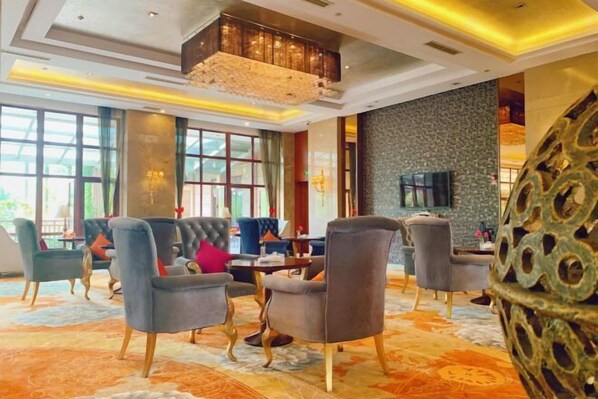 Lobby lounge - Xinjin Celebrity City Hotel（Hope Outlets Store） (CHENGDU)