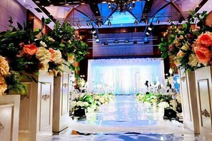 Indoor wedding