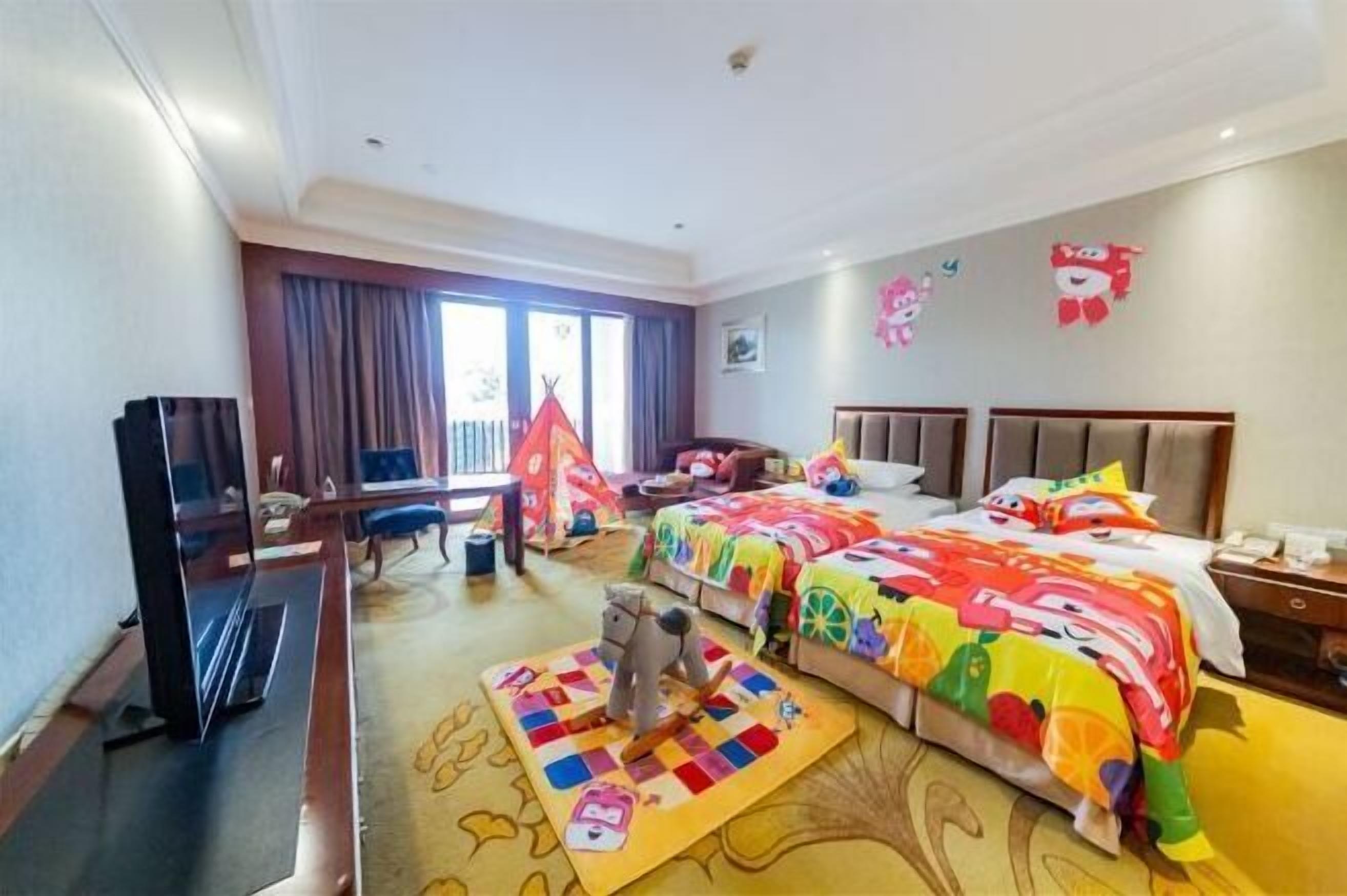 Cots/infant beds