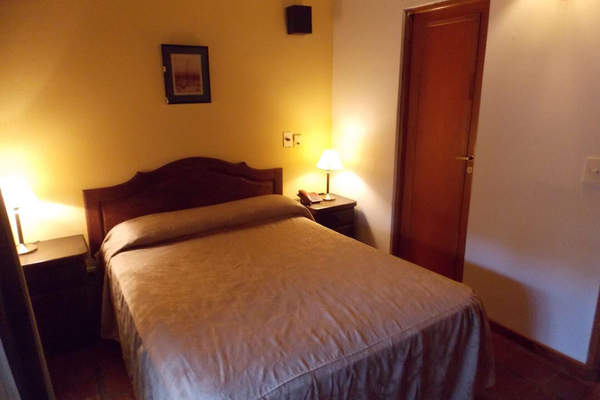 In-room safe, free cots/infant beds