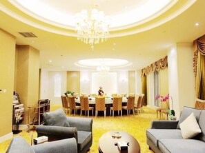 Restaurant - Wales Plaza (Binzhou)