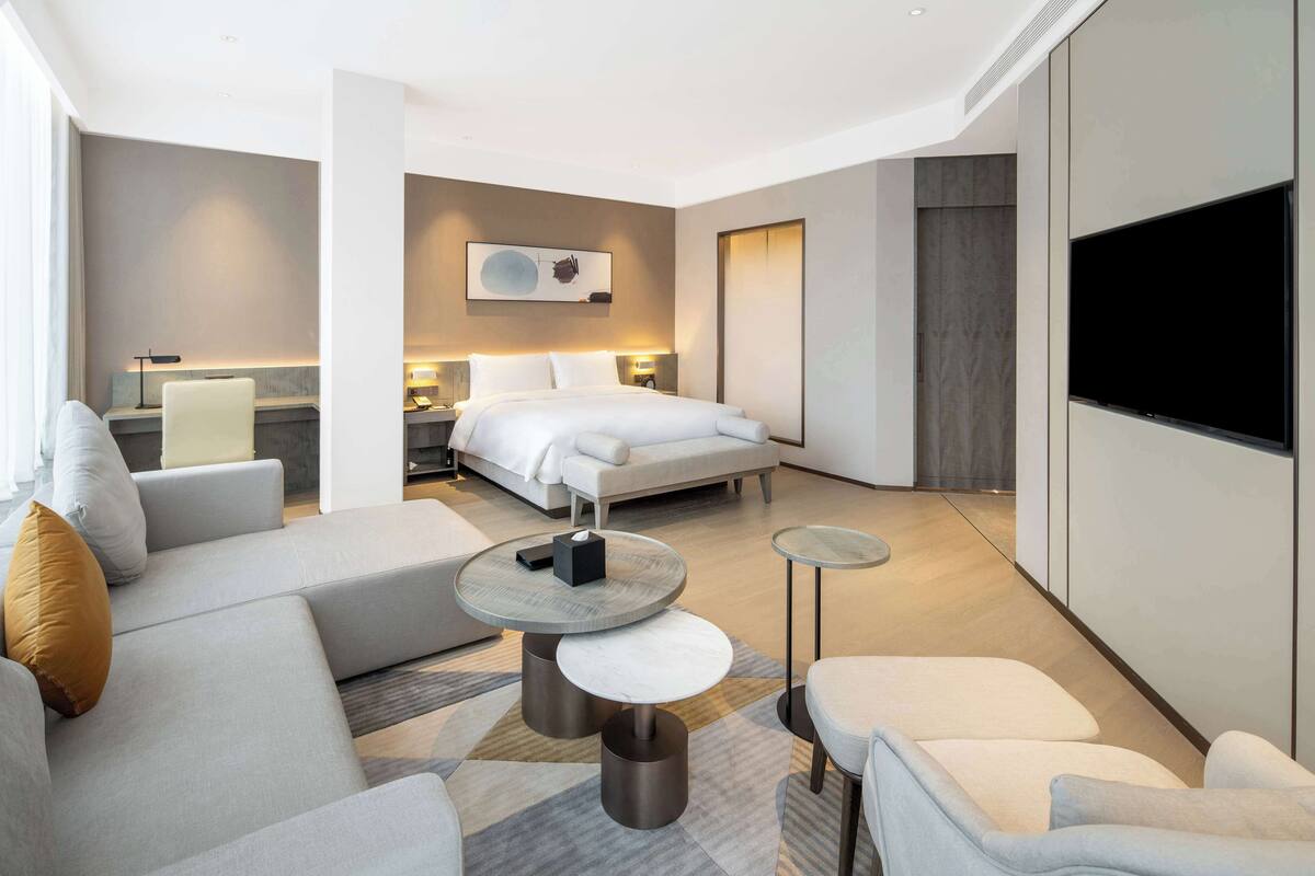 Room, 1 King Bed with Sofa bed (Specialty Garden) | In-room safe, soundproofing, iron/ironing board, WiFi (free)