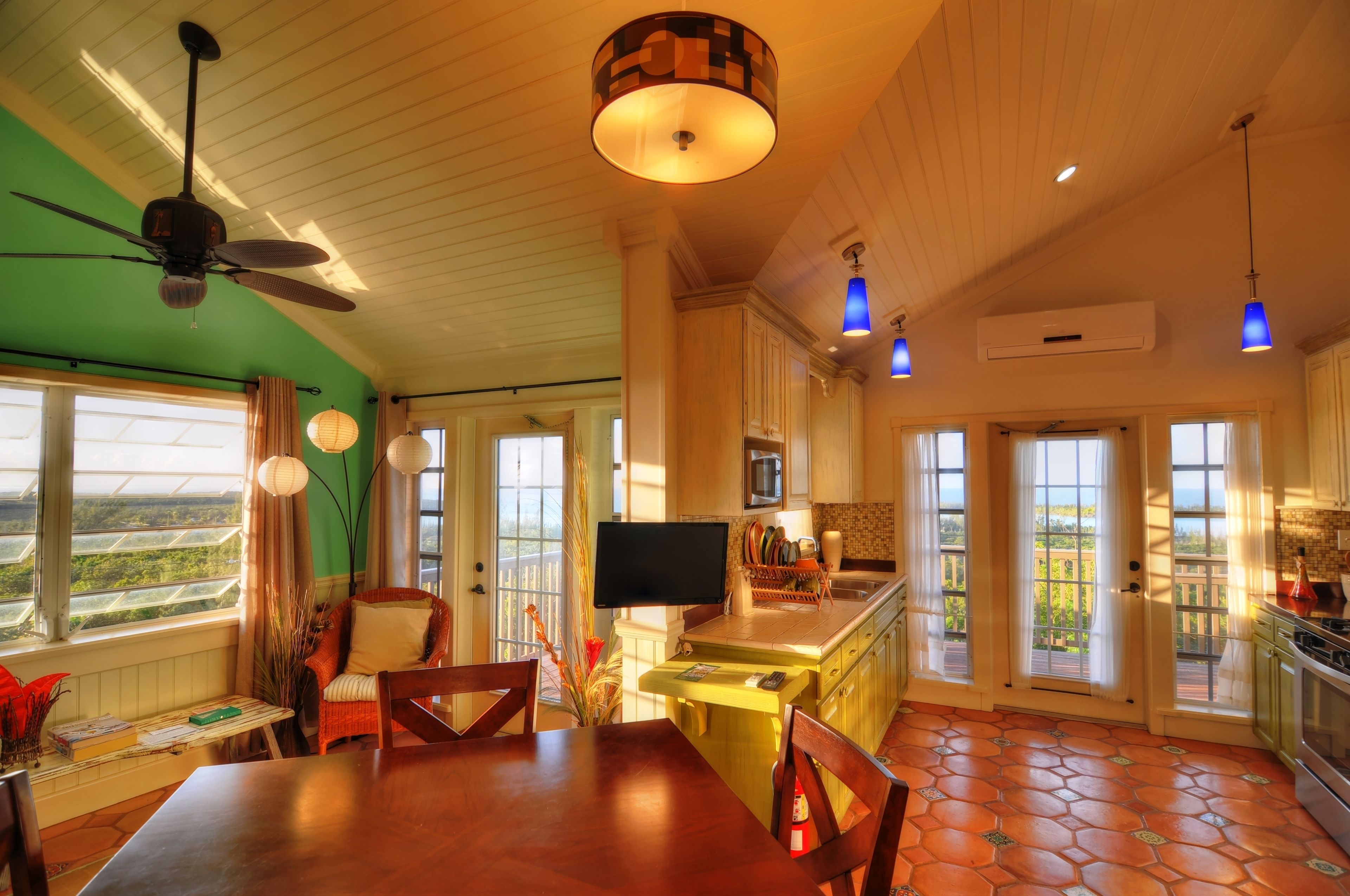 King suite w optional double room 3rd-floor | 起居區 | 平面電視