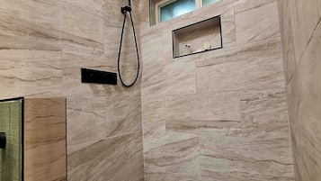 Premium Room | Bathroom | Shower, hair dryer, towels, soap