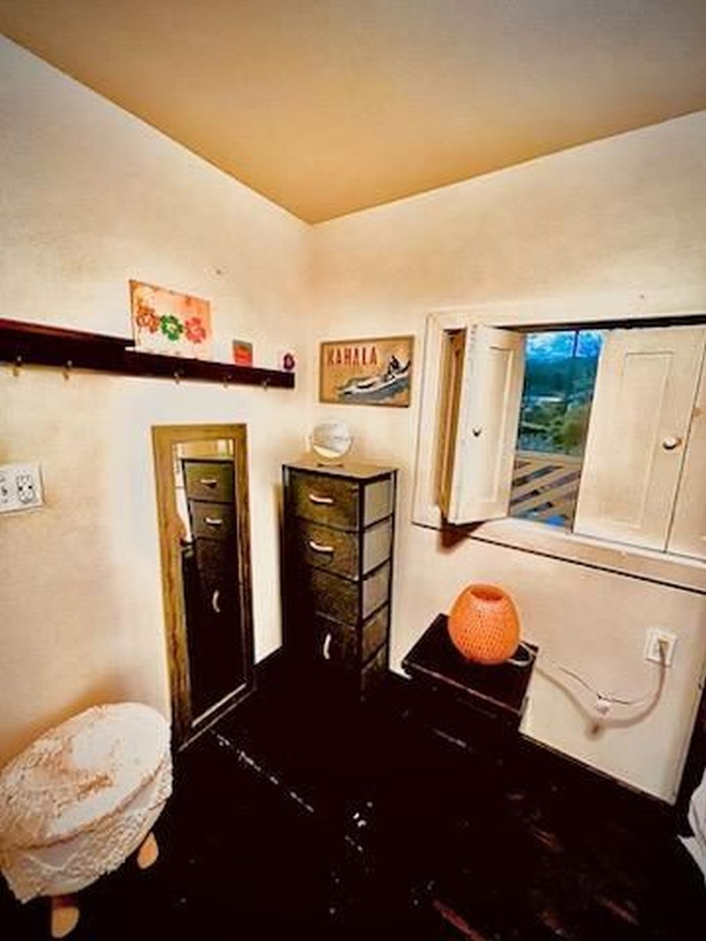 shared dormitory | 1 bedroom, free rollaway beds, bed sheets