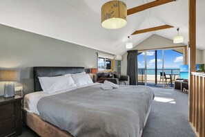 Heavenly Heights | 1 bedroom, premium bedding, WiFi, bed sheets