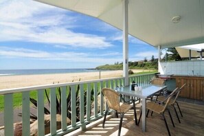 Chambre, bain à remous | Balcon