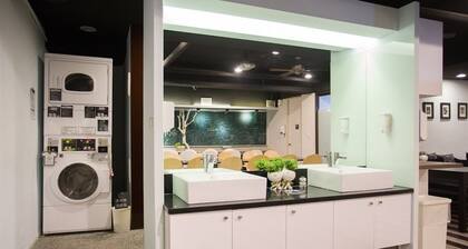 Fun Inn Taipei Hostel