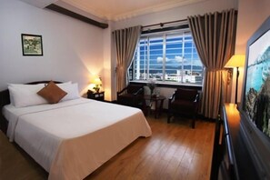 Minibar, in-room safe, rollaway beds, free WiFi - Camellia Nha Trang 2 Hotel (Nha Trang)