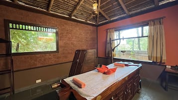 Pijat jaringan dalam dan pijat
