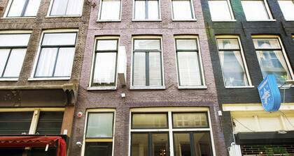 Quentin Leidse Square Hotel