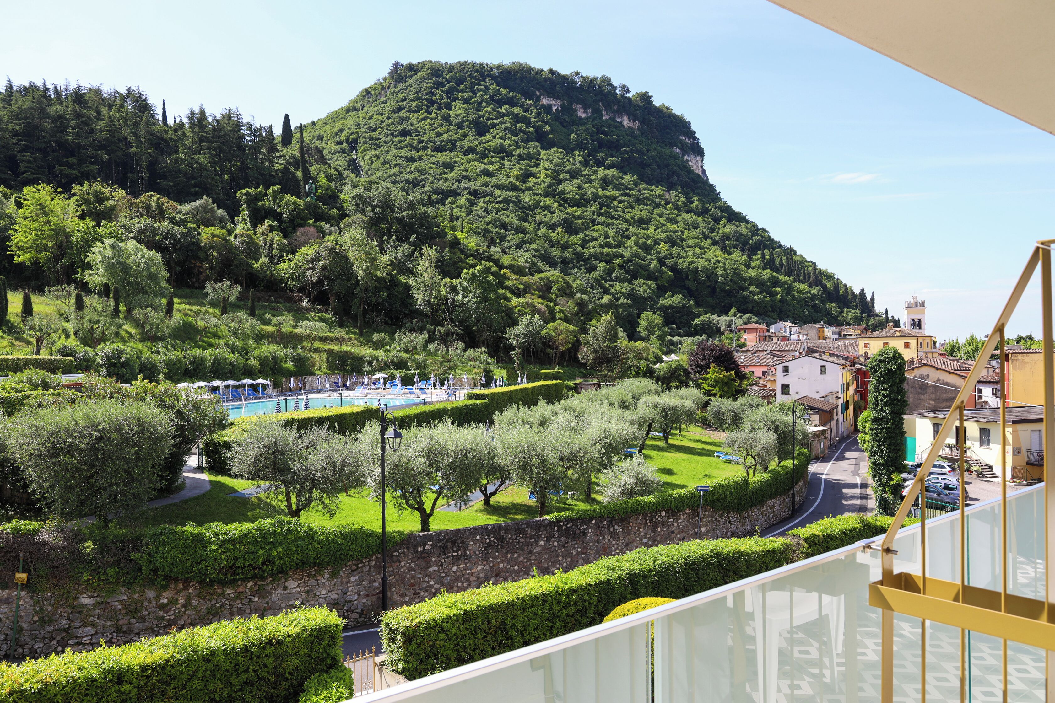 Comfort Double Room, 1 Double or 2 Twin Beds, Pool View | Minibar, in-room safe, desk, free WiFi