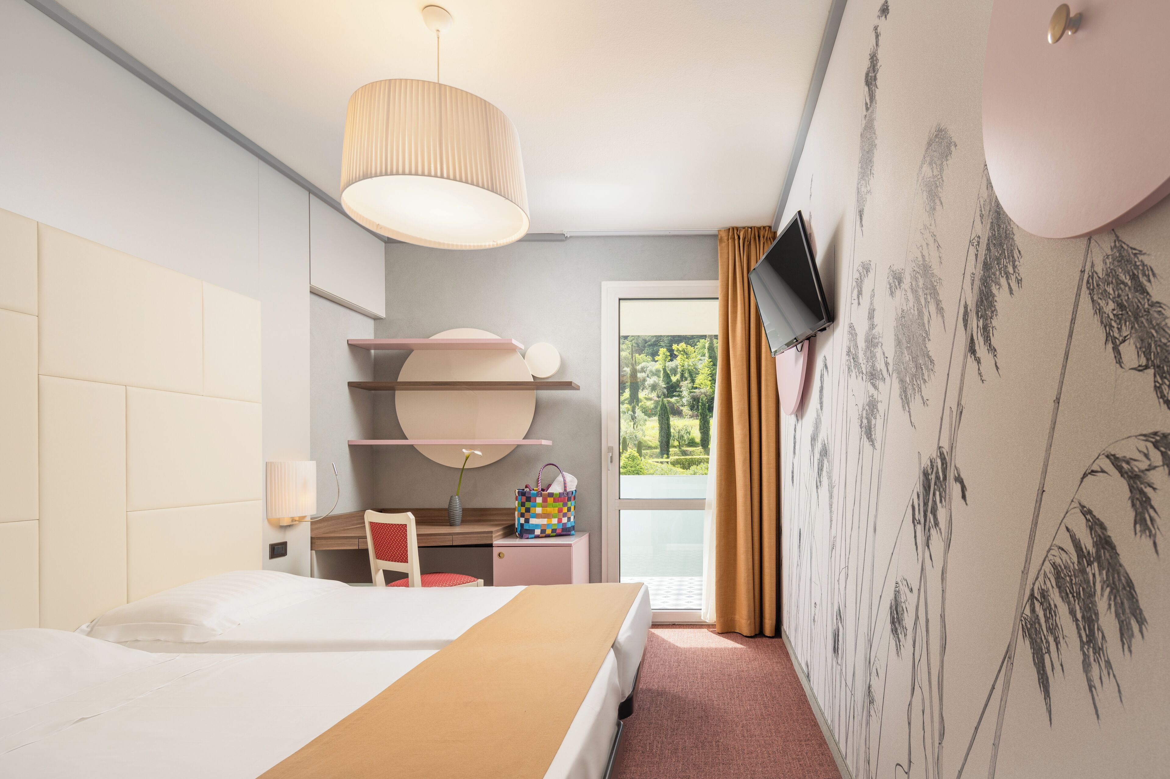 Chambre Double Confort, 1 lit double ou 2 lits jumeaux, vue piscine